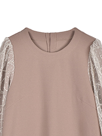 ﾊｰﾄ刺繍ﾁｭｰﾙｽﾘｰﾌﾞのﾌｪﾐﾆﾝﾜﾝﾋﾟｰｽ 詳細画像