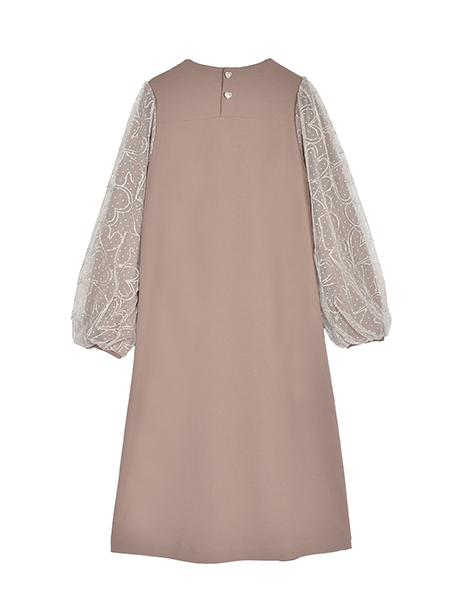 ﾊｰﾄ刺繍ﾁｭｰﾙｽﾘｰﾌﾞのﾌｪﾐﾆﾝﾜﾝﾋﾟｰｽ 詳細画像 ﾄｰﾌﾟ 2